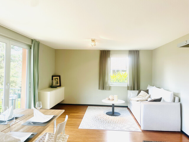 Provisionsfrei: Wunderschöne Wohnung im Eigentumsstandard (auf Wunsch möbliert und ausgestattet)