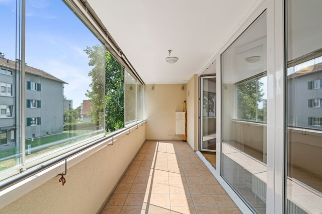 Lochau: Große 3-Zimmer Wohnung mit Loggia, Aufzug und Tiefgarage in Seenähe!