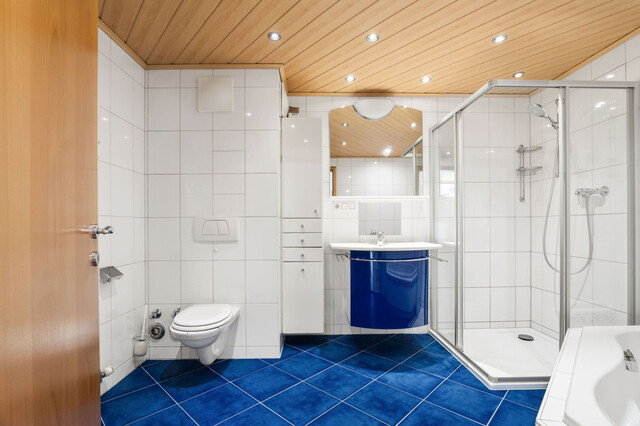 Lochau: Große 3-Zimmer Wohnung mit Loggia, Aufzug und Tiefgarage in Seenähe!