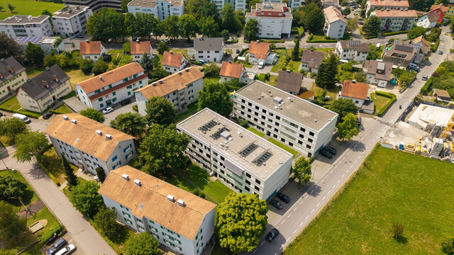 Lochau: Große 3-Zimmer Wohnung mit Loggia, Aufzug und Tiefgarage in Seenähe!