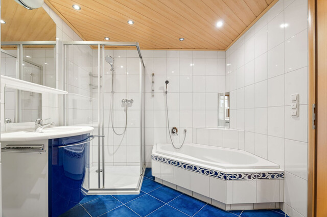 Lochau: Große 3-Zimmer Wohnung mit Loggia, Aufzug und Tiefgarage in Seenähe!