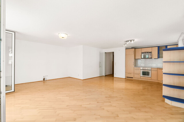 Lochau: Große 3-Zimmer Wohnung mit Loggia, Aufzug und Tiefgarage in Seenähe!