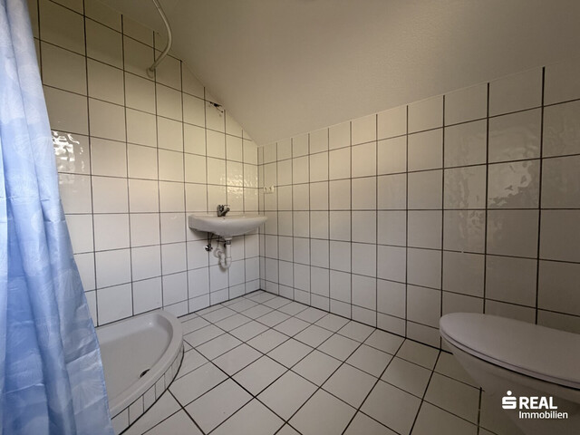 Ein Haus - unzählige Möglichkeiten / 3 parifizierte Wohnungen im Haus!