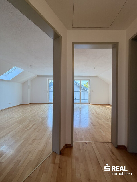 Ein Haus - unzählige Möglichkeiten / 3 parifizierte Wohnungen im Haus!