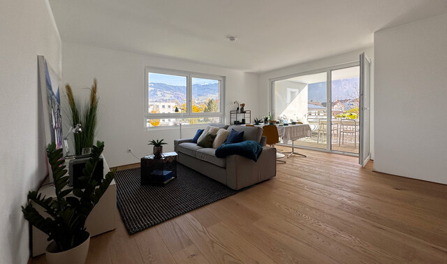 4-Zi-Wohnung mit großer Loggia.