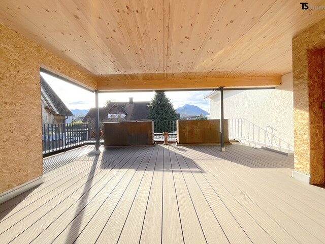 Rankweil: Wohnen mit Weitblick: Stilvolle 4,5-Zimmer-Maisonette mit XXL-Terrasse, Pergola & Zukunftsoption Büro/Praxis, 1 Garage, 1 Carport-Stellplatz