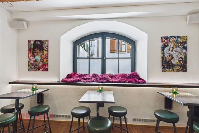 Ihr neuer Standort im Herzen der Stadt – stilvolle Barfläche mit Flair