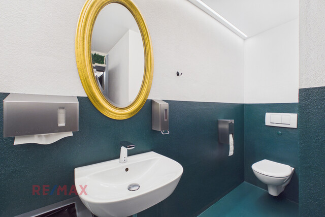 Ihr neuer Standort im Herzen der Stadt – stilvolle Barfläche mit Flair