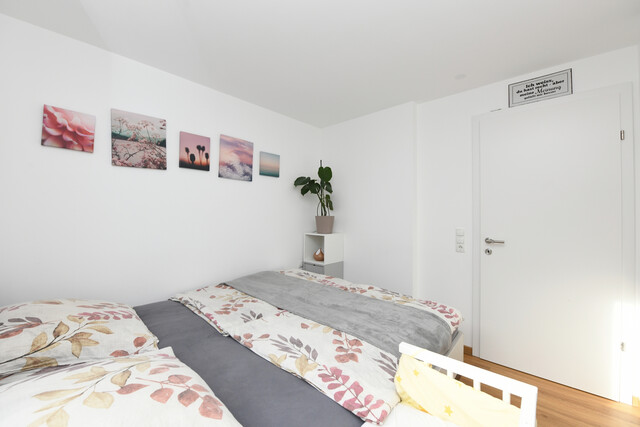 Moderne 3-Zimmer-Wohnung mit großem Garten und Terrasse