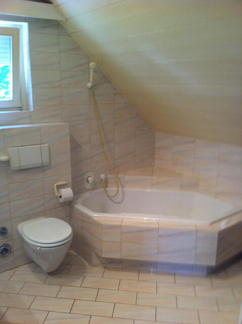 ruhig gelegene Dachgeschosswohnung