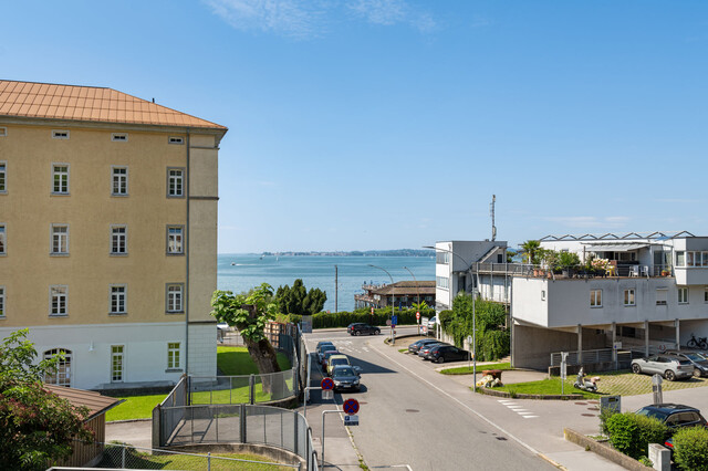 Wunderschöne 4-Zi-Wohnung mit toller Terrasse und Seesicht