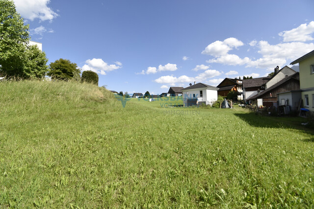 Idyllisches Baugrundstück in Göfis – Ruhe, Sonne und Lebensqualität!