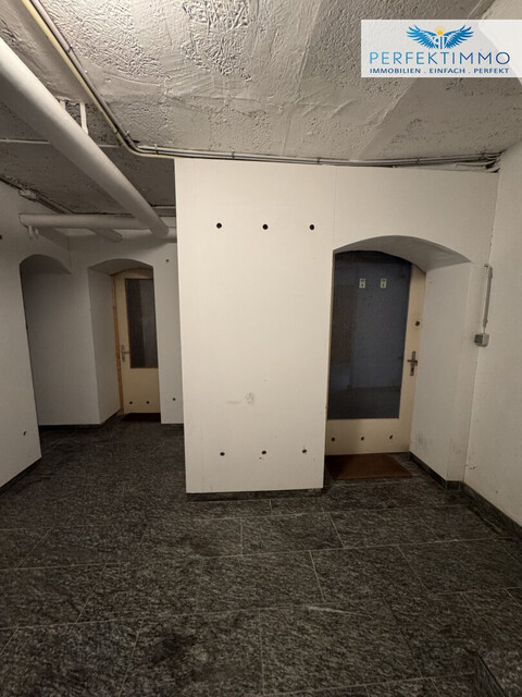 Rarität in der Bergstraße – Stilvolles Zinshaus mit Potenzial in Bestlage von Bregenz