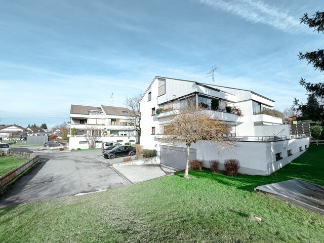 Leistbare 4 Zimmer Dachgeschosswohnung mit Grenznähe in Lustenau