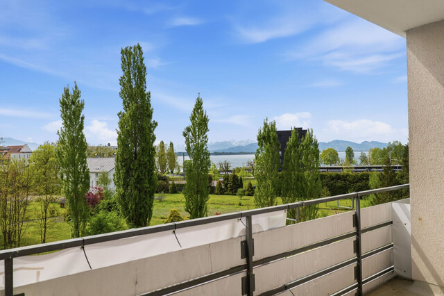 Wohnen in Seenähe: 3-Zimmer-Wohnung mit Süd-Balkon und See- & Bergblick
