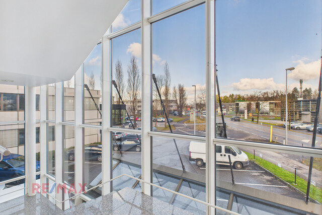 Barrierefrei & flexibel: Praxis- oder Bürofläche nach Ihren Vorstellungen