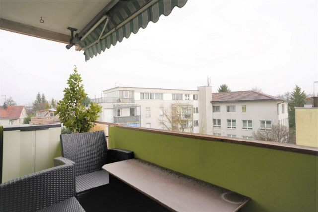 Attraktive 4-Zimmer-Wohnung mit Balkon in zentraler Lage von Höchst