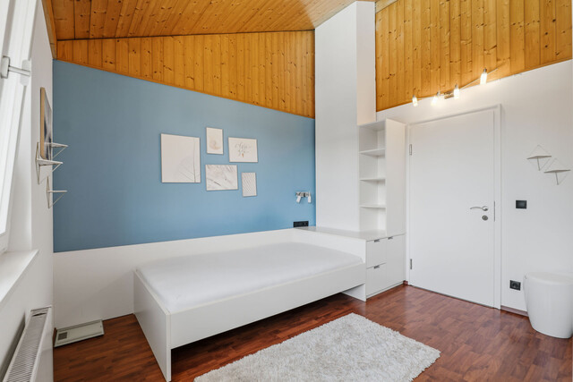 Arbeiten mit Stil. Wohnen mit Niveau. Exklusive Villa mit Praxis- oder Büro in Lauterach
