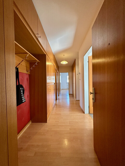 "ohne Provision" helle 3,5 Zimmer Wohnung mit Balkon