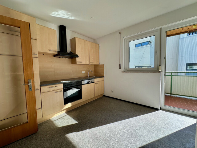 "ohne Provision" helle 3,5 Zimmer Wohnung mit Balkon