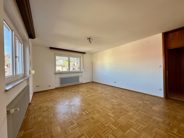 "ohne Provision" helle 3,5 Zimmer Wohnung mit Balkon