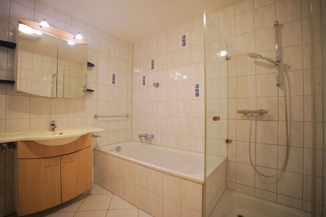 Helle, geräumige 3-Zimmer-Wohnung mit Balkon