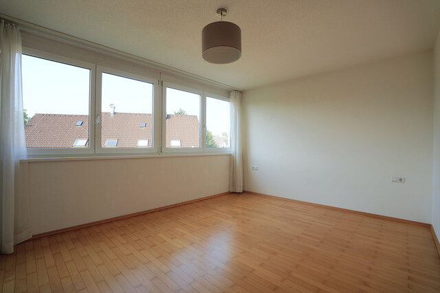 Helle, geräumige 3-Zimmer-Wohnung mit Balkon