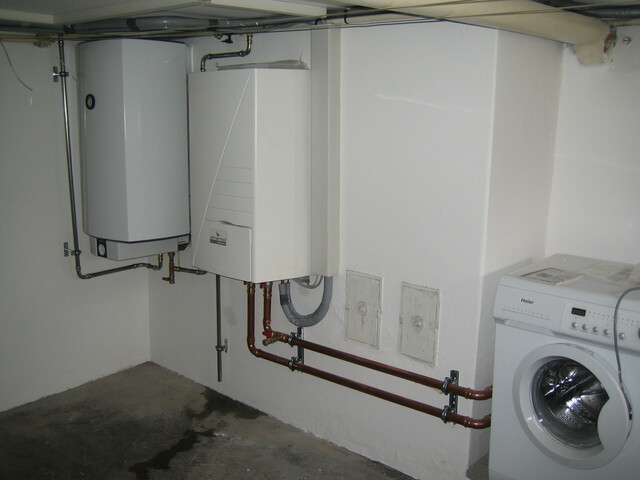 Schmuckes Haus in  ruhiger Wohngegend,  südseitige Terrasse ,  grosses Grundstück