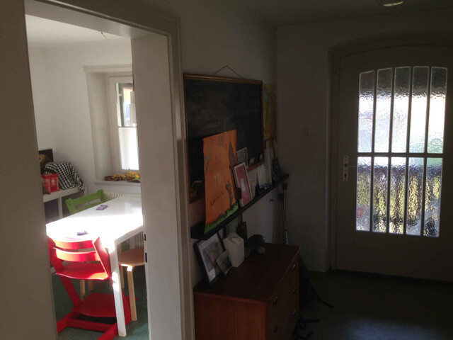 Schmuckes Haus in  ruhiger Wohngegend,  südseitige Terrasse ,  grosses Grundstück