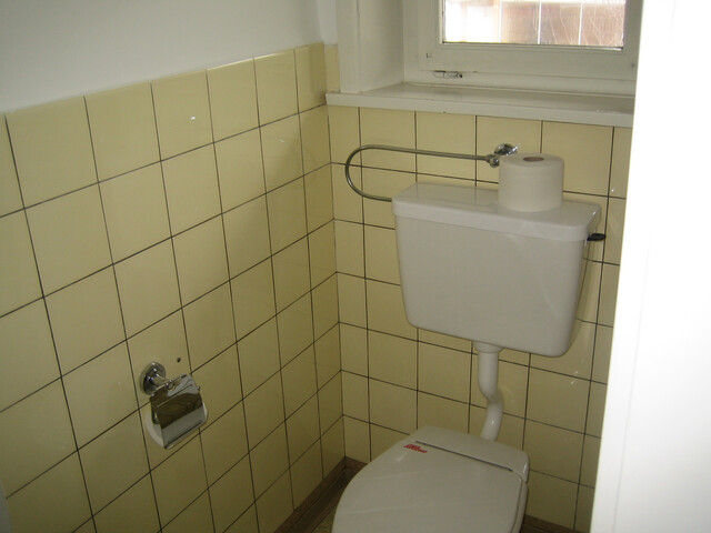 Schmuckes Haus in  ruhiger Wohngegend,  südseitige Terrasse ,  grosses Grundstück