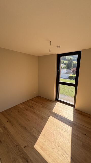 Erstbezug: hochwertige 3-Zimmer-Wohnung mit großer Terrasse