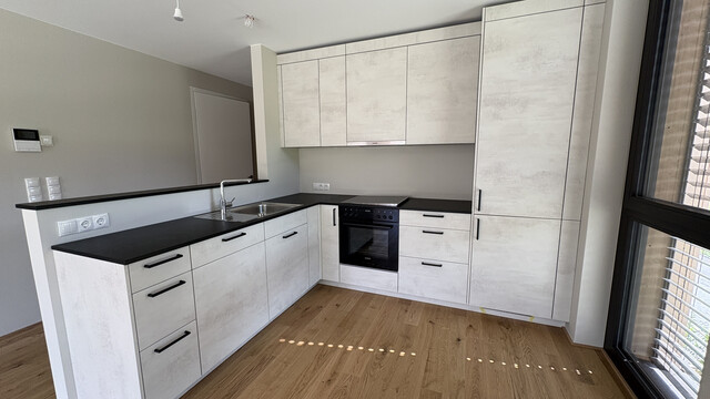 Erstbezug: hochwertige 3-Zimmer-Wohnung mit großer Terrasse