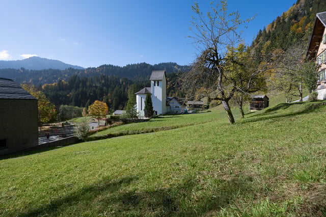 Schönes Grundstück in interessanter Lage zu verkaufen