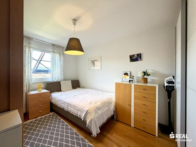 Immobilienpaket in erstklassiger Stadtlage (15 Wohnungen, 2 Geschäftslokale & 15 Tiefgaragenparkplätze) - Share Deal möglich
