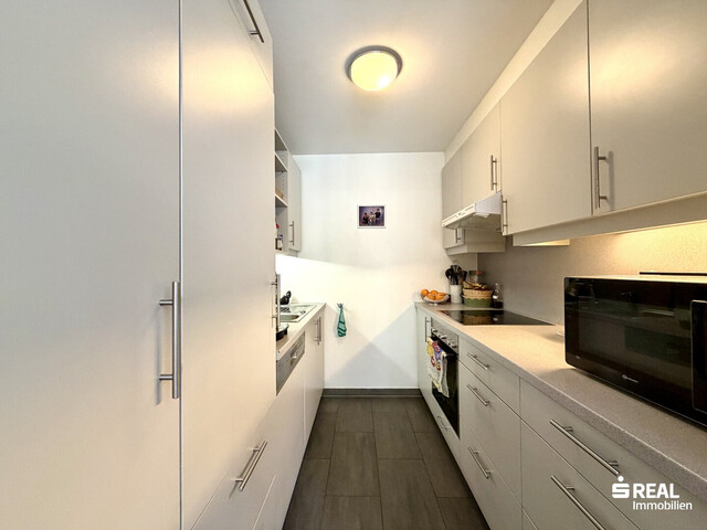 Immobilienpaket in erstklassiger Stadtlage (15 Wohnungen, 2 Geschäftslokale & 15 Tiefgaragenparkplätze) - Share Deal möglich