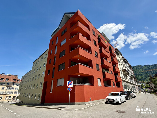 Immobilienpaket in erstklassiger Stadtlage (15 Wohnungen, 2 Geschäftslokale & 15 Tiefgaragenparkplätze) - Share Deal möglich