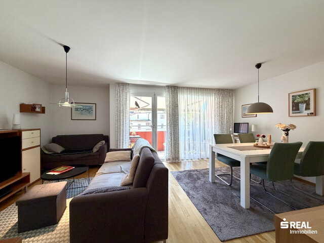 Immobilienpaket in erstklassiger Stadtlage (15 Wohnungen, 2 Geschäftslokale & 15 Tiefgaragenparkplätze) - Share Deal möglich