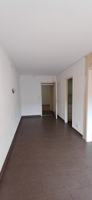 Wohnen in schöner Ruhelage - 3 Zimmer Wohnung in Tisis ab sofort zu vermieten!