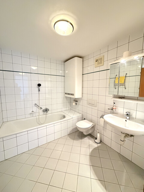 Grenzgänger aufgepasst! 2-Zimmer Gartenwohnung mit viel Potenzial in Feldkirch-Tisis zu verkaufen.