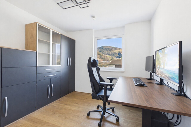 Neuwertige 4-Zimmerwohnung in Klaus mit großer Terrasse