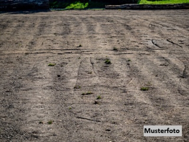Kombinierte Nutzung: Landwirtschaft, Forstwirtschaft und Bauland