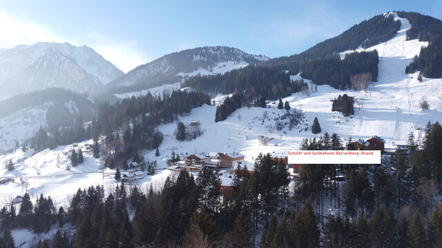Grundstück für ein Ferienhaus im Schi- und Wandergebiet