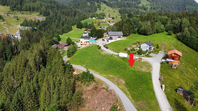 Grundstück für ein Ferienhaus im Schi- und Wandergebiet