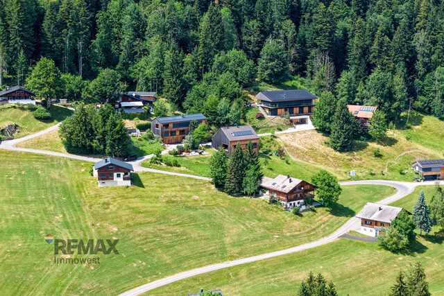 Premium-Miethaus mit SPA, Lift und Traumgarten