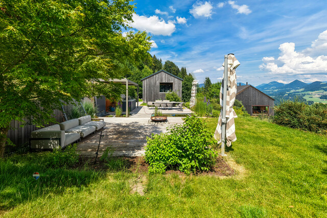 Premium-Miethaus mit SPA, Lift und Traumgarten