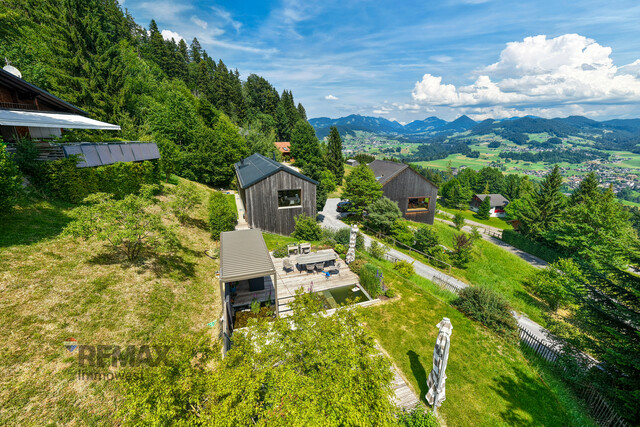 Premium-Miethaus mit SPA, Lift und Traumgarten