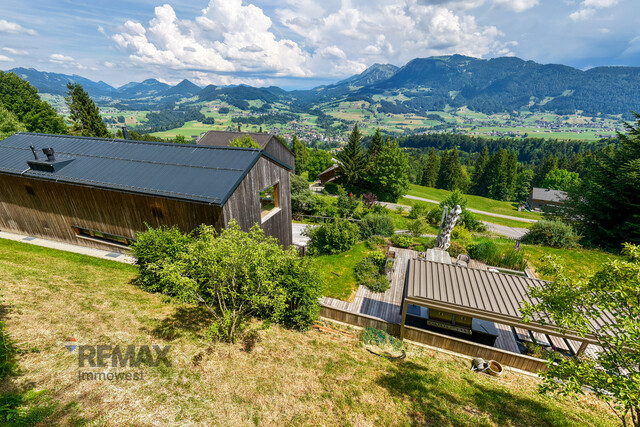 Premium-Miethaus mit SPA, Lift und Traumgarten