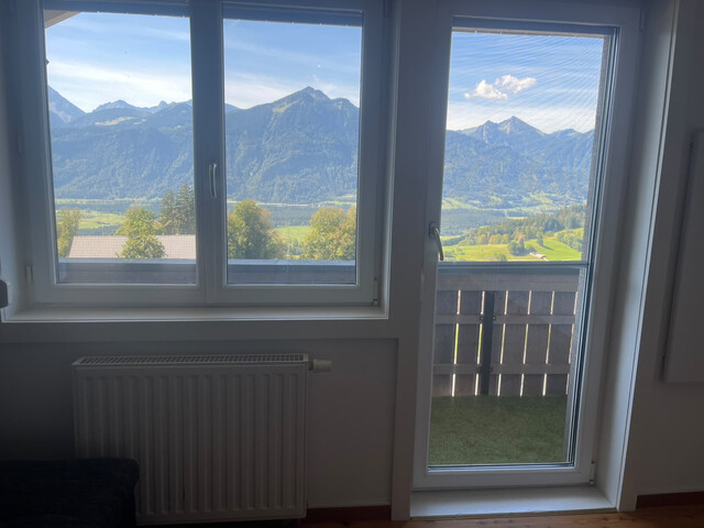 Schöne 2 Zimmer Wohnung mit traumhafter Aussicht