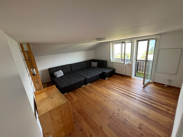 Schöne 2 Zimmer Wohnung mit traumhafter Aussicht