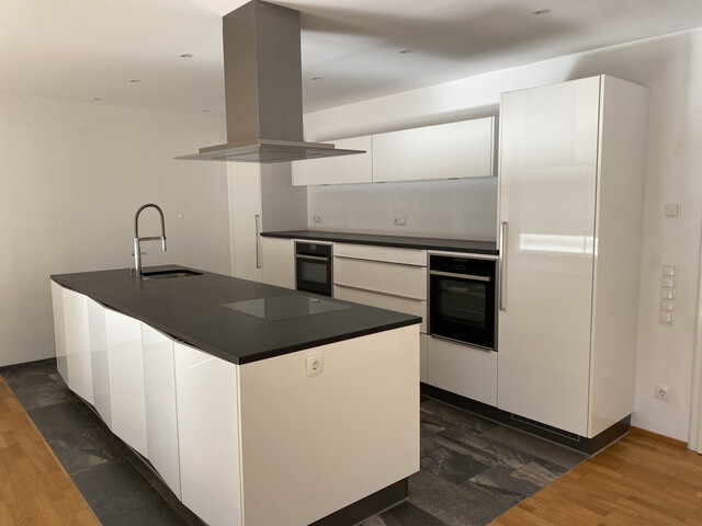 Zentrale-großzügige 4 Zimmer Eckgartenwohnung in Vandans